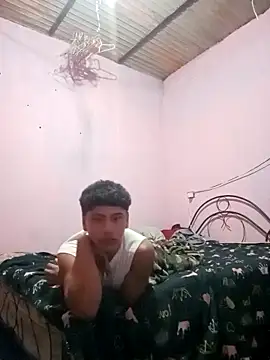 Hotsmale online show from March 2026 07:19:02 PM