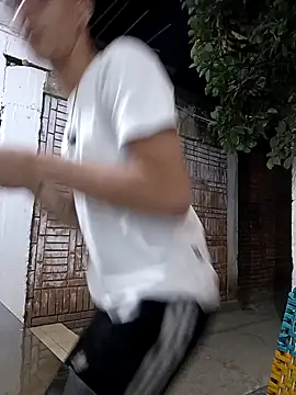 Hotsmale online show from April 2026 12:57:01 AM