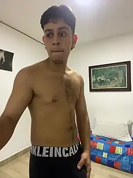 Snapshot of Bruce_hans_ chatting on March 2026 01:21:02 AM Bruce hans online show from March 2026 01:21:02 AM