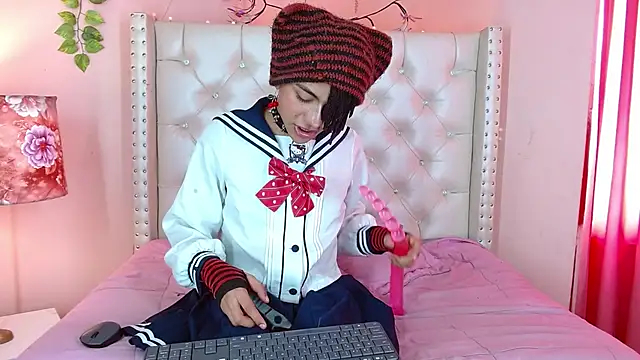 romeo laurient online show from May 2026 08:58:02 PM