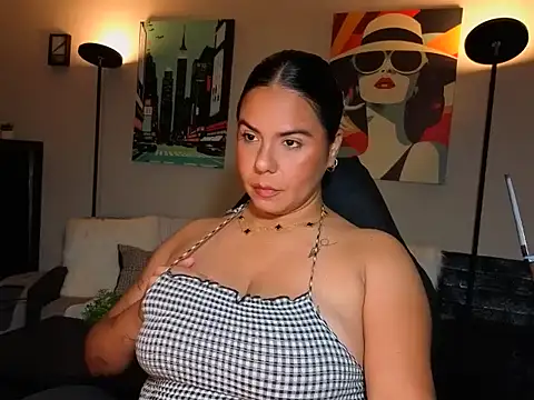 HannaJonns online show from June 2026 06:22:01 AM