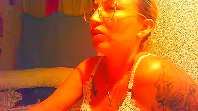 pamela661 online show from July 2026 11:44:01 PM