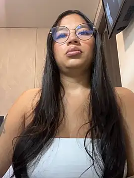 breenda01 online show from July 2026 09:03:01 PM