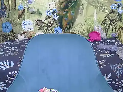 hoty-pinka online show from July 2026 10:28:02 PM
