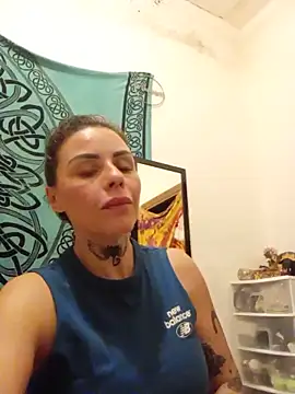 chiquitilla41 online show from May 2026 01:25:02 AM
