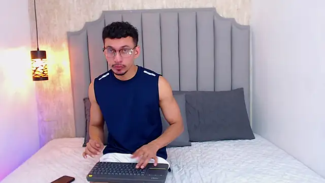 Philip collins online show from May 2026 01:56:01 AM