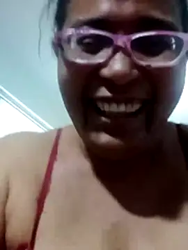 sexymomsn online show from May 2026 11:36:01 PM
