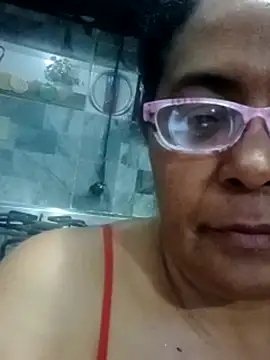 sexymomsn online show from June 2026 12:24:01 AM