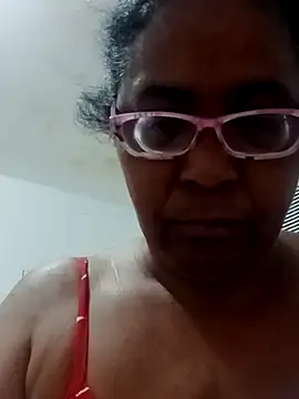 sexymomsn online show from June 2026 11:18:02 AM