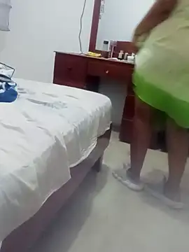 sexymomsn online show from July 2026 12:23:01 PM