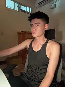 CalvinHY online show from July 2026 04:18:02 AM
