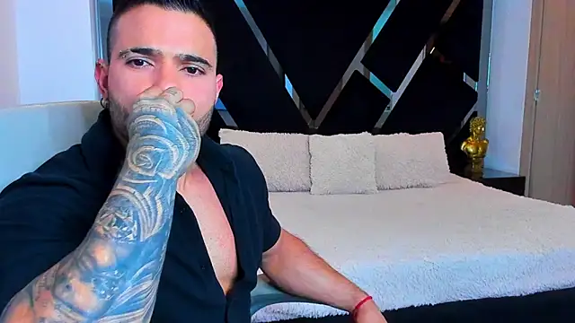 Raytorres online show from May 2026 09:09:02 PM