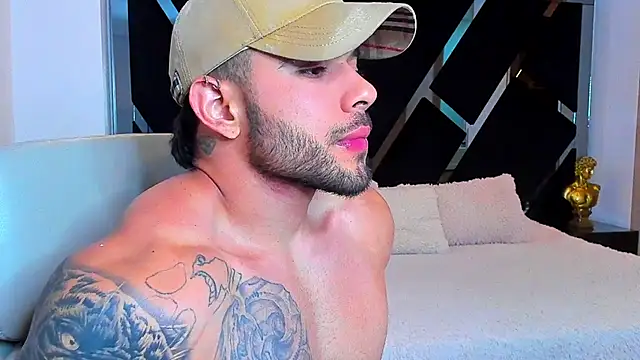 Raytorres online show from May 2026 07:31:01 PM