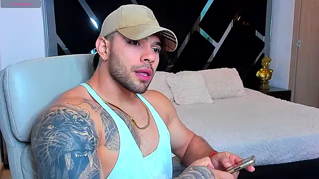 Raytorres online show from July 2026 03:26:02 PM
