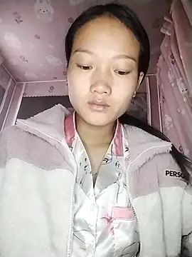 Snapshot of Jolinie chatting on March 2026 01:32:01 AM Jolinie online show from March 2026 01:32:01 AM