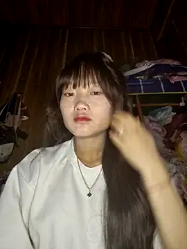 Snapshot of Jolinie chatting on May 2026 01:55:01 AM Jolinie online show from May 2026 01:55:01 AM