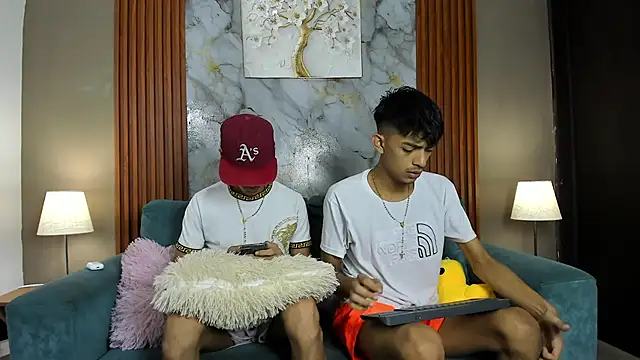 Snapshot of PINKY_BOYS1 chatting on March 2026 01:15:02 PM PINKY BOYS1 online show from March 2026 01:15:02 PM