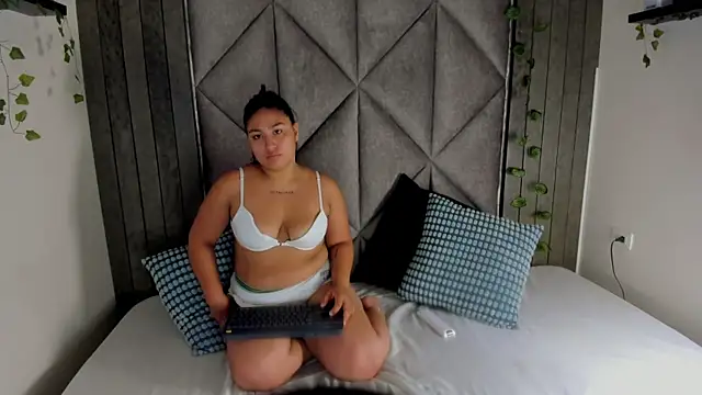 AriaBennett   online show from July 2026 08:22:02 PM