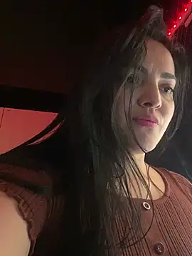 Alessia Peach online show from April 2026 01:41:01 PM