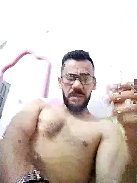Alimohamed08 online show from May 2026 10:37:02 PM