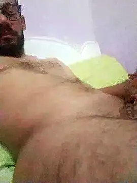Alimohamed08 online show from May 2026 10:50:03 PM
