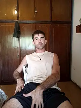 Snapshot of Tomasselo chatting on March 2026 07:35:01 PM Tomasselo online show from March 2026 07:35:01 PM