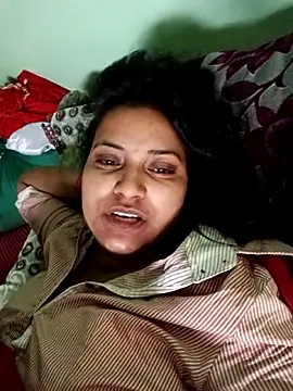 Snapshot of Diyagupta26 chatting on April 2026 04:32:02 AM Diyagupta26 online show from April 2026 04:32:02 AM