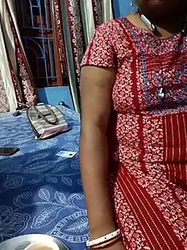 Curvy Divaa online show from May 2026 01:50:01 PM
