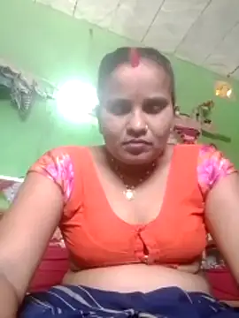 Shivani09900 online show from May 2026 04:08:01 AM