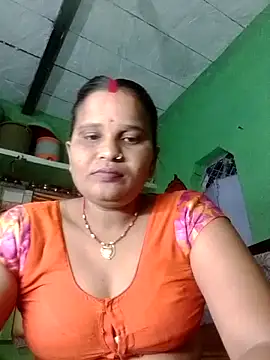 Shivani09900 online show from May 2026 07:54:02 PM