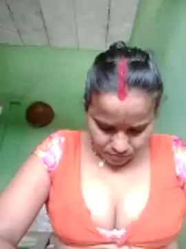 Shivani09900 online show from June 2026 06:05:02 AM