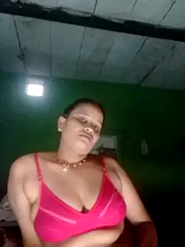 Shivani09900 online show from June 2026 12:27:01 AM