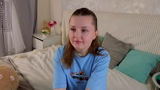 LorriMonz online show from July 2026 01:56:01 AM