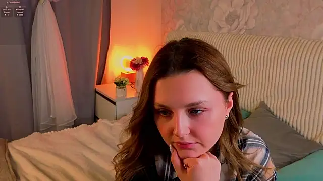 LorriMonz online show from July 2026 01:41:01 AM
