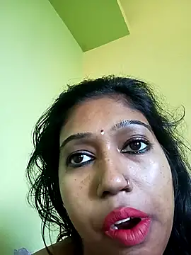 bannerjeesneha20 online show from May 2026 02:30:01 AM