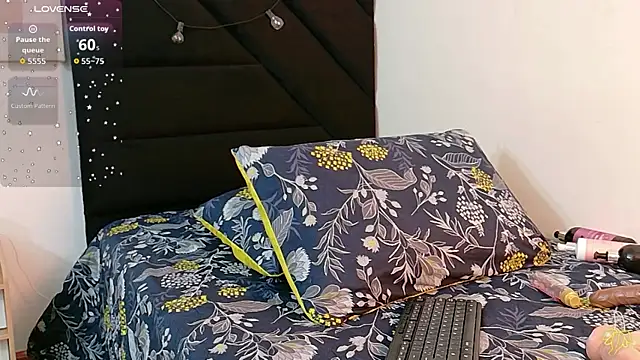 skinnyindiansluttt online show from July 2026 12:45:02 PM