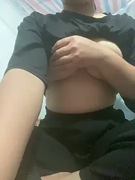 Minky 2x online show from April 2026 05:29:02 AM