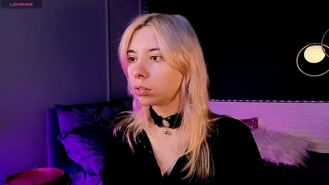 Camilla Evers online show from July 2026 06:20:01 AM