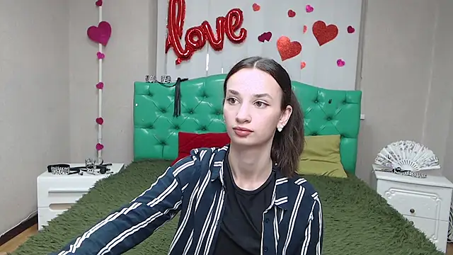 Je55icaBreeze online show from July 2026 11:12:01 AM