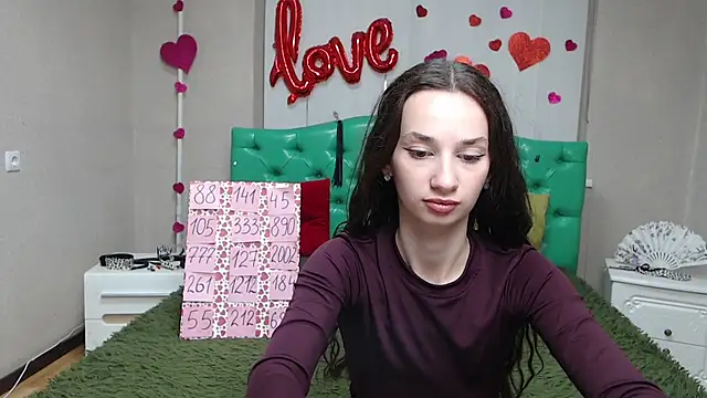 Je55icaBreeze online show from July 2026 05:03:01 AM