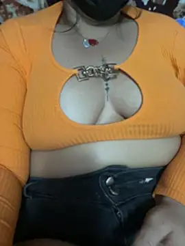 Anita vegaa  online show from May 2026 02:23:01 PM
