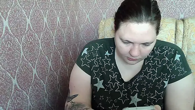 Snapshot of ElviraOreilllyX chatting on April 2026 06:38:01 AM ElviraOreilllyX online show from April 2026 06:38:01 AM