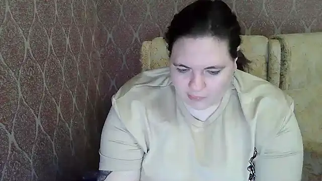 Snapshot of ElviraOreilllyX chatting on April 2026 06:31:01 PM ElviraOreilllyX online show from April 2026 06:31:01 PM