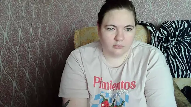 Snapshot of ElviraOreilllyX chatting on April 2026 06:06:01 AM ElviraOreilllyX online show from April 2026 06:06:01 AM