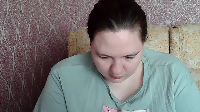 Snapshot of ElviraOreilllyX chatting on May 2026 05:57:02 AM ElviraOreilllyX online show from May 2026 05:57:02 AM