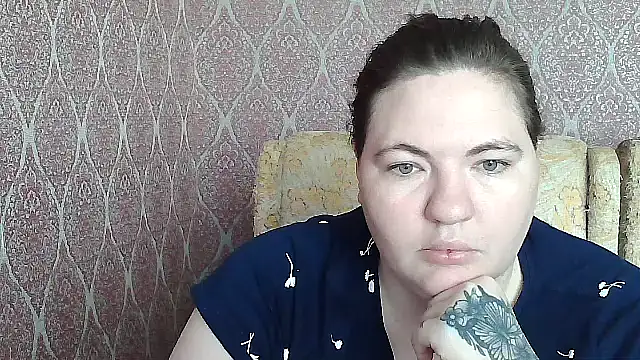 Snapshot of ElviraOreilllyX chatting on May 2026 06:08:01 AM ElviraOreilllyX online show from May 2026 06:08:01 AM