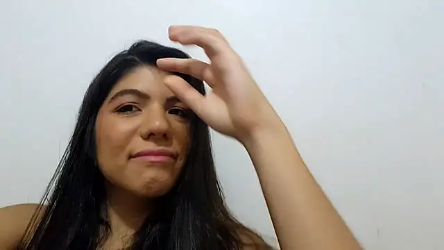 Snapshot of LeaRyan chatting on March 2026 10:16:01 PM LeaRyan online show from March 2026 10:16:01 PM