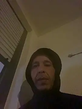 Snapshot of demongentil chatting on June 2026 11:07:01 PM demongentil online show from June 2026 11:07:01 PM