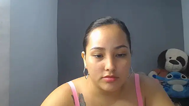 Snapshot of Ivanna_Vegax chatting on April 2026 04:43:02 AM Ivanna Vegax online show from April 2026 04:43:02 AM