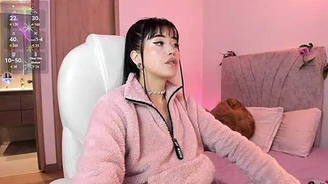 ivyJanne online show from July 2026 01:30:02 PM
